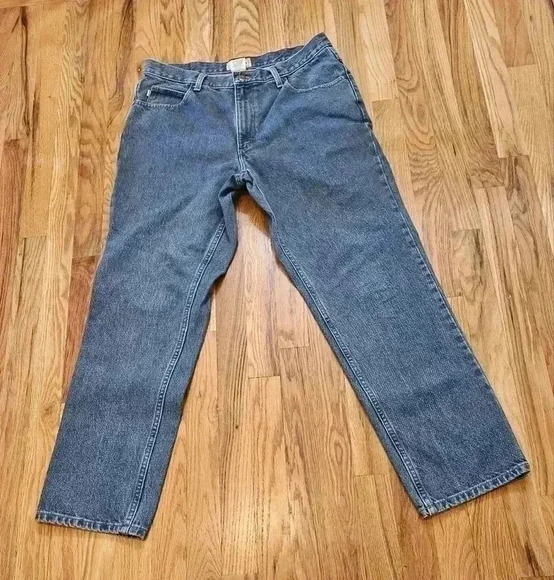 LL BEAN CLASSIC FIT Jeans Size 35×30 EUC - Picture 1 of 7